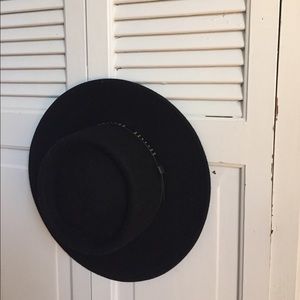 Wool Structured Hipster Hat